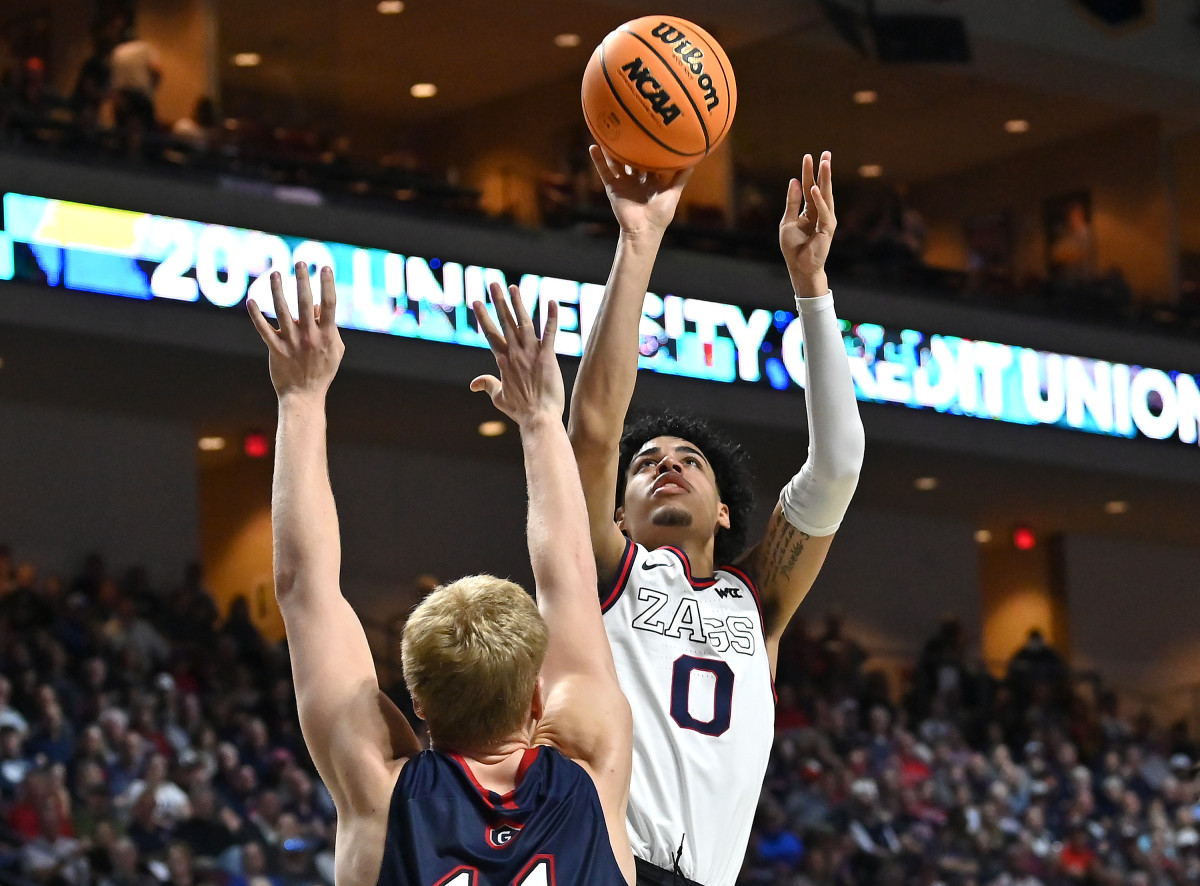 Strawther is the second Gonzaga player this year to announce their decision to leave college for the NBA draft. 